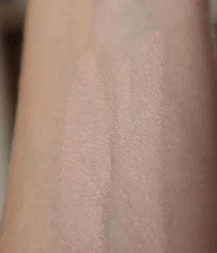 Оновлений la prairie skin caviar concealer foundation spf 15 (prairie) Оновлений la prairie skin caviar concealer foundation spf 15
