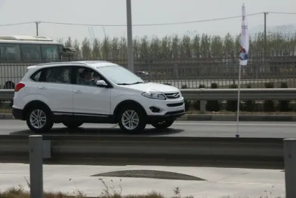 Огляд chery tiggo 5 із заводу-виготовлювача машіноманія (сайт авто новини) Огляд chery tiggo 5 із заводу-виготовлювача машіноманія