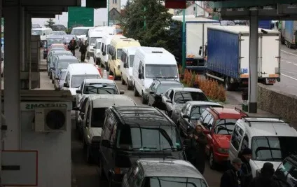 Черга на кордоні з Польщею для автомобілістів (черга) Черга на кордоні з Польщею для автомобілістів