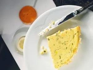 Омлет з сиром (на сковороді, в мультиварці) рецепти з фото (додати молоко спеції) Омлет з сиром (на сковороді, в мультиварці) рецепти з фото