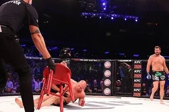 Опубліковано відео нокауту емельяненко в поєдинку з мітріоном (Gregory Payan Gregory Payan) Опубліковано відео нокауту емельяненко в поєдинку з мітріоном