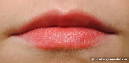 Oriflame стійка губна помада very me clickit - журавлина - і рідка підводка для очей very me (Свотч) Oriflame стійка губна помада very me clickit - журавлина - і рідка підводка для очей very me