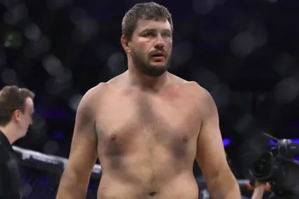 Опубліковано відео нокауту емельяненко в поєдинку з мітріоном (Віталій Мінаков зазначив) Опубліковано відео нокауту емельяненко в поєдинку з мітріоном