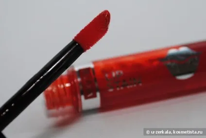 Oriflame стійка губна помада very me clickit - журавлина - і рідка підводка для очей very me (oriflame) Oriflame стійка губна помада very me clickit - журавлина - і рідка підводка для очей very me