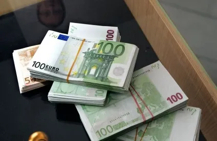 Особливості грошових подарунків на весілля (рублі) Особливості грошових подарунків на весілля
