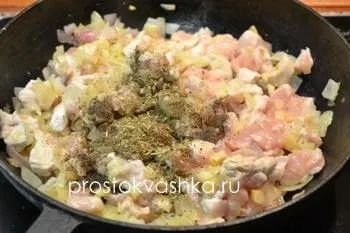 Паста з куркою і сиром - простий рецепт з фото
