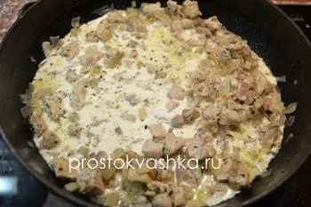 Паста з куркою і сиром - простий рецепт з фото