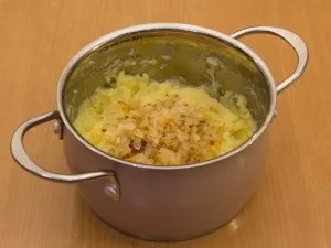Пиріжки з картоплею смажені калорійність, рецепти, поради (калорійність) Пиріжки з картоплею смажені калорійність, рецепти, поради