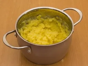 Пиріжки з картоплею смажені калорійність, рецепти, поради (рецепти) Пиріжки з картоплею смажені калорійність, рецепти, поради
