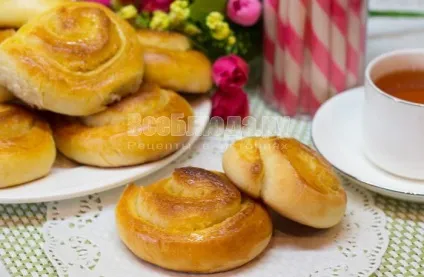 Пишні булочки равлики з цукром - смачний рецепт з покроковими фото, всі страви (рецепт з фото) Пишні булочки равлики з цукром - смачний рецепт з покроковими фото, всі страви