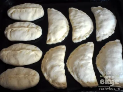 Пиріжки з бланшированной капустою і яйцем (покроковий фото рецепт) (пиріжки) Пиріжки з бланшированной капустою і яйцем (покроковий фото рецепт)