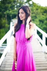 Сукню кольору фуксії з чим носити і кому воно підходить, мистецтво бути жінкою