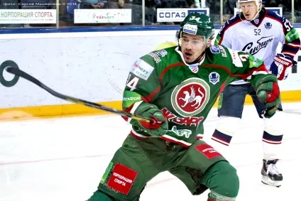 Сполотнілі «барси»
