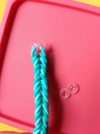 Падалка браслети з гумок (looming bracelet) (як плести браслети з гумок) Падалка браслети з гумок (looming bracelet)