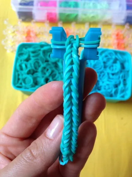 Падалка браслети з гумок (looming bracelet) (гумки лум) Падалка браслети з гумок (looming bracelet)