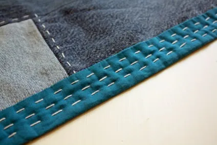 Покривало зі старих джинсів