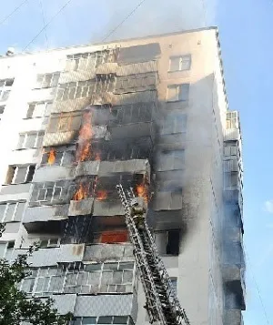 Пожежа в квартирі і під'їзді (безпека) Пожежа в квартирі і під'їзді