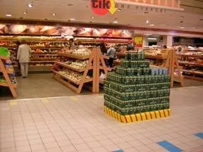 Правильний світло в магазині збільшує продажі на 30% (правильне світло в магазині збільшує продажі на 30%) Правильний світло в магазині збільшує продажі на 30%