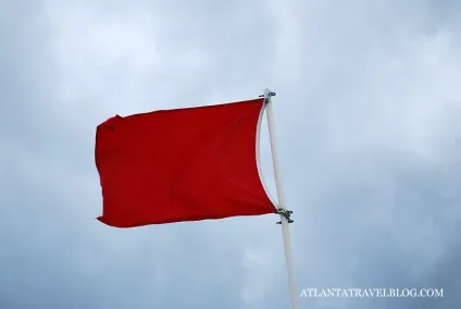 Попереджувальні прапори на пляжі, atlanta travel (travel) Попереджувальні прапори на пляжі, atlanta travel