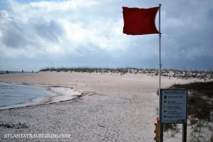 Попереджувальні прапори на пляжі, atlanta travel (beach warning flags) Попереджувальні прапори на пляжі, atlanta travel