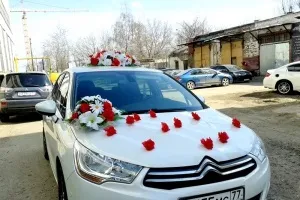 Прокат прикрас на машини, прокат весільних прикрас, прокат кілець (прокат кілець) Прокат прикрас на машини, прокат весільних прикрас, прокат кілець