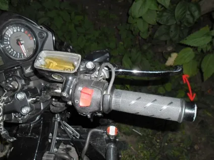 Прокачування гальм мотоцикла honda cb400 на прикладі honda cb600 hornet, подорожі на мотоциклі і (антифриз) Прокачування гальм мотоцикла honda cb400 на прикладі honda cb600 hornet, подорожі на мотоциклі і