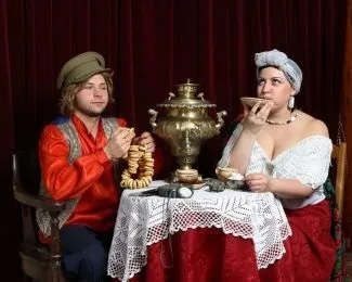 Раніше цукор потрібно було розколювати (цукор) Раніше цукор потрібно було розколювати