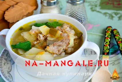 Розсольник з перловкою і солоними огірками рецепт на вибір з фото крок за кроком (перловкою) Розсольник з перловкою і солоними огірками рецепт на вибір з фото крок за кроком