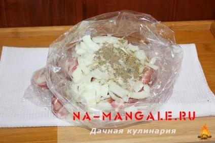 Ребра свинячі в духовці в рукаві або пакеті для запікання - рецепт з фото (рукаві) Ребра свинячі в духовці в рукаві або пакеті для запікання - рецепт з фото