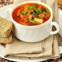 Рецепт розсольнику з рисом і огірками