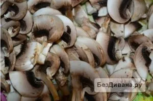 Рецепт рагу з грибами, м'ясом і картоплею (м'ясом) Рецепт рагу з грибами, м'ясом і картоплею