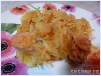 Рецепт тушкованої капусти з картоплею і сосисками, для дому, для сім'ї (домашні рецепти) Рецепт тушкованої капусти з картоплею і сосисками, для дому, для сім'ї