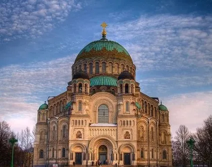 Російсько-візантійський стиль