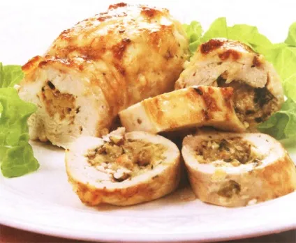 Рулетики з курячого філе (з сиром, грибами) рецепти з фото (сиром) Рулетики з курячого філе (з сиром, грибами) рецепти з фото
