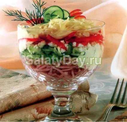 Салат коктейль з шинкою і сиром (коктейль) Салат коктейль з шинкою і сиром