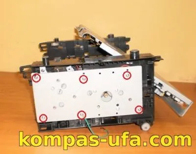 Samsung scx 4200 заміна ролика захоплення (розбір БФП) - 24 вересень 2014 року - майстерня - заправка (перестав захоплювати папір) Samsung scx 4200 заміна ролика захоплення (розбір БФП) - 24 вересень 2014 року - майстерня - заправка