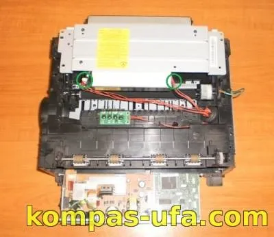 Samsung scx 4200 заміна ролика захоплення (розбір БФП) - 24 вересень 2014 року - майстерня - заправка (перестав захоплювати папір) Samsung scx 4200 заміна ролика захоплення (розбір БФП) - 24 вересень 2014 року - майстерня - заправка