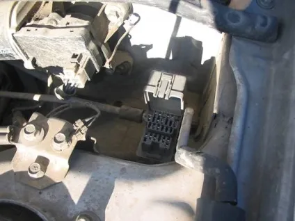 Зчитування помилок самодіагностики mazda familia, 323 (помилок) Зчитування помилок самодіагностики mazda familia, 323