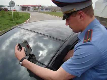 Знімна тонування на лобове скло, на статиці, своїми руками (знімна) Знімна тонування на лобове скло, на статиці, своїми руками