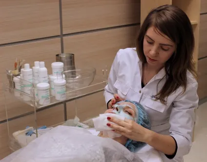 Семінари і навчання застосуванню косметики christina в центрі николь (николь) Семінари і навчання застосуванню косметики christina в центрі николь