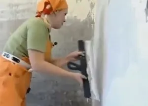Школа ремонту проста шпаклівка стін (дрібним) Школа ремонту проста шпаклівка стін
