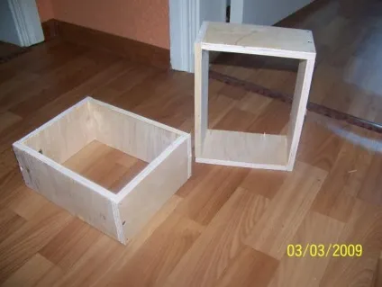 Шкатулка для ниток з фанери - ярмарок майстрів - ручна робота, handmade (тканина) Шкатулка для ниток з фанери - ярмарок майстрів - ручна робота, handmade