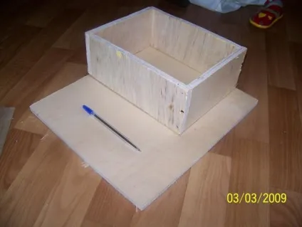 Шкатулка для ниток з фанери - ярмарок майстрів - ручна робота, handmade (клей) Шкатулка для ниток з фанери - ярмарок майстрів - ручна робота, handmade