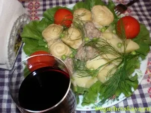 Штрудлі з м'ясом і картоплею (рецепт з фото), він і вона (картоплею) Штрудлі з м'ясом і картоплею (рецепт з фото), він і вона