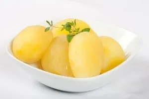 Скільки калорій в вареної і смаженої картоплі (картопля) Скільки калорій в вареної і смаженої картоплі