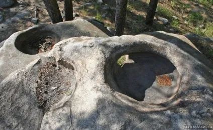Скелі Петрогр (петра Гронського, ГРОНУ) (ГРОНУ) Скелі Петрогр (петра Гронського, ГРОНУ)