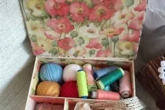 Скрапбукінг майстер клас створюємо шкатулки, альбоми та листівки (скрапбукінг) Скрапбукінг майстер клас створюємо шкатулки, альбоми та листівки