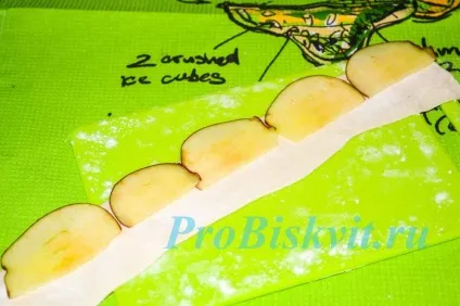 Листкові трояндочки з яблуками рецепт з фото крок за кроком (рецепт) Листкові трояндочки з яблуками рецепт з фото крок за кроком