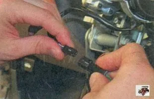 Зняття, установка замку запалювання і його розбирання на автомобілі лада пріора ваз 2170 (зняття) Зняття, установка замку запалювання і його розбирання на автомобілі лада пріора ВАЗ 2170