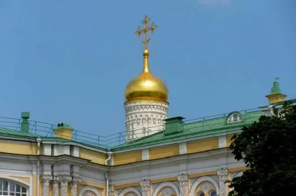 Собори московського кремля список, опис, фото (Московського Кремля є) Собори московського кремля список, опис, фото